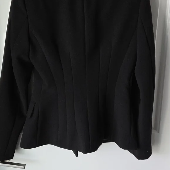 Zara Double-Breasted Black Blazer with Gold Accents - Picture 4 of 4